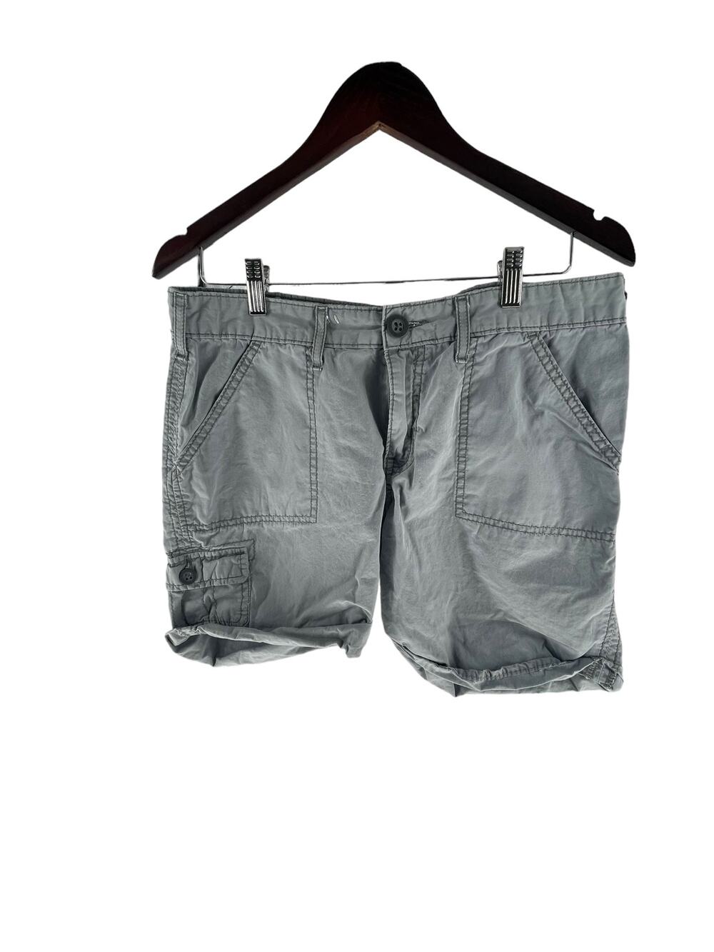 Levi Strauss & Co Signature Gray Flat Front Chino Shorts Women's Size 10